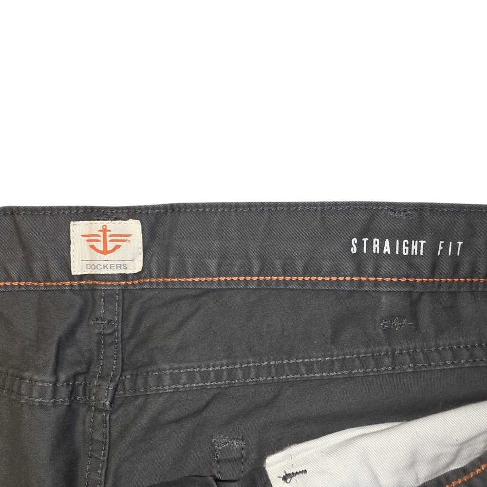 Dockers Mens Straight Fit Chinos Pants Gray Size 38x32 Cotton Casual Comfort - Picture 8 of 9
